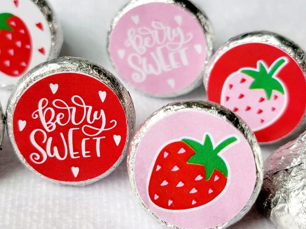 180 - STRAWBERRY FAVOR STICKERS for candy Strawberry Party Stickers Strawberry Birthday Strawberry Party Decoration 1st Birthday Berry Sweet